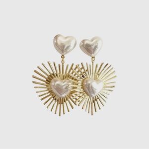 Pearl & 18K Gold Plated Heart Statement Earrings Brand New Never Worn or Used
